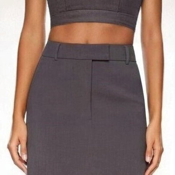 Dynamite Gray Mini Skirt - Picture 1 of 5